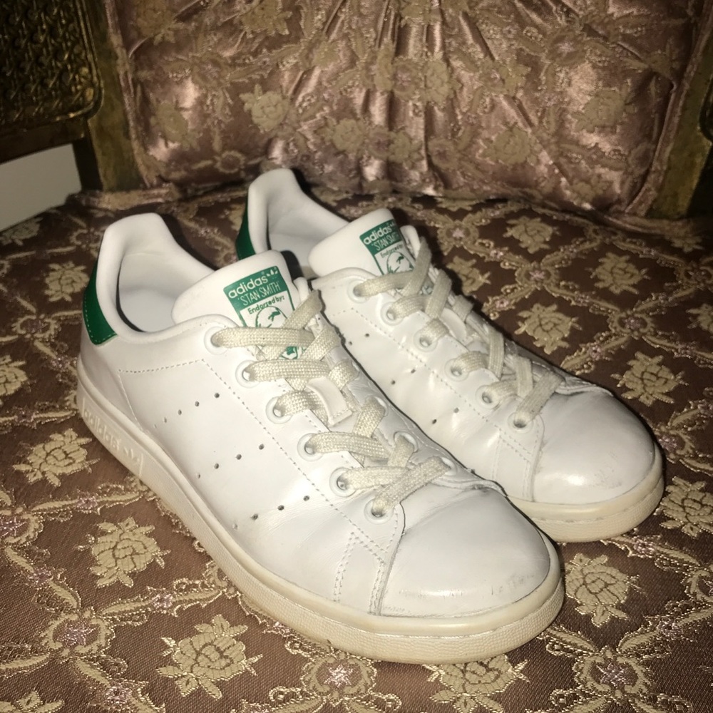 Stan Smith Adidas with Green Accent